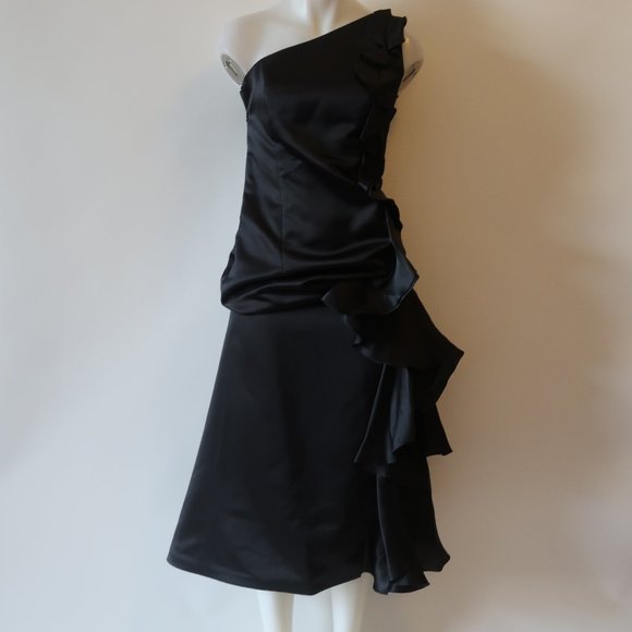 DAYMOUR COUTURE Dresses & Skirts - DAYMOR COUTURE ONE SHOULDER SILK MERMAID DRESS 8 *
